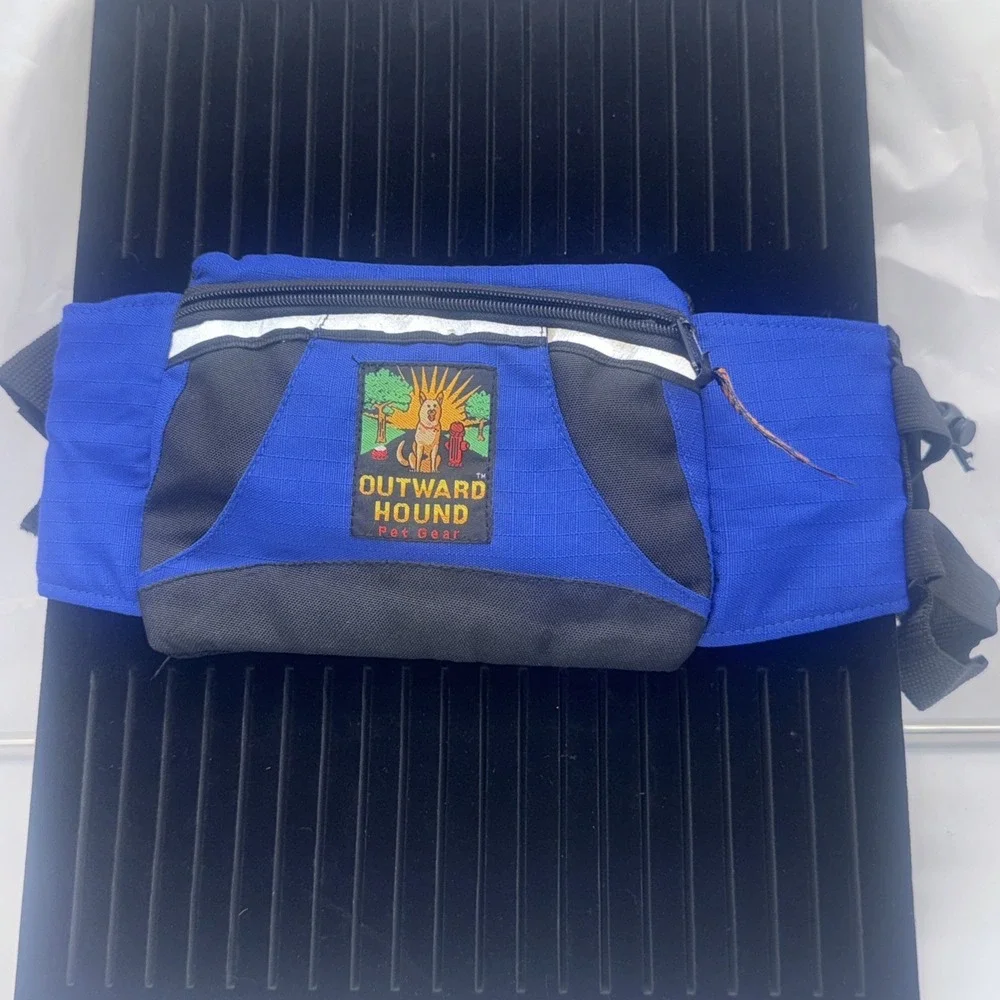 Outward Hound‎ Pet Gear Fanny Pack Treat Pouch Blue EUC